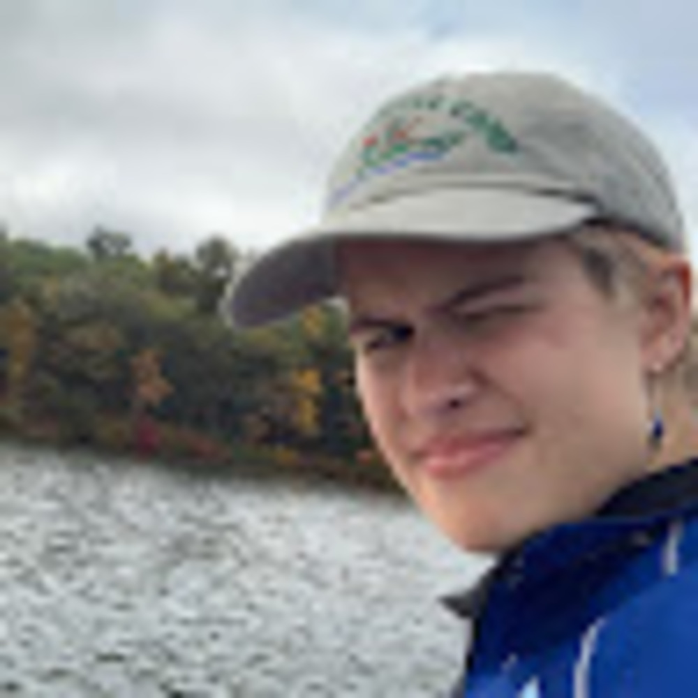 Meet your Posher, Abby